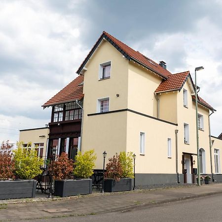 Pension Und Location Cham Meerbusch Exterior photo